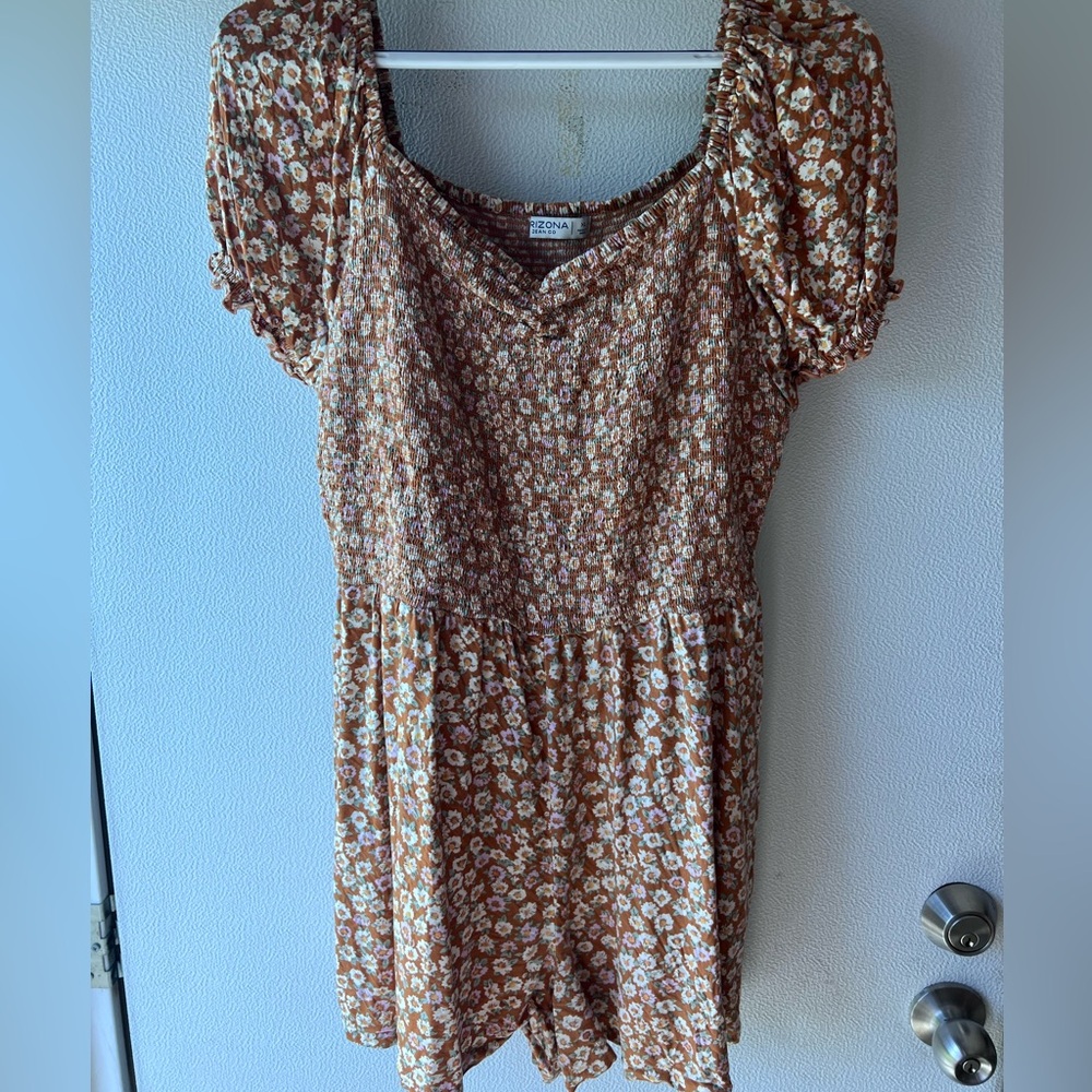 Women’s shorts floral romper, orange/white, size XL